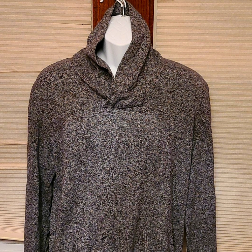 Good Fellow pullover casual shirt